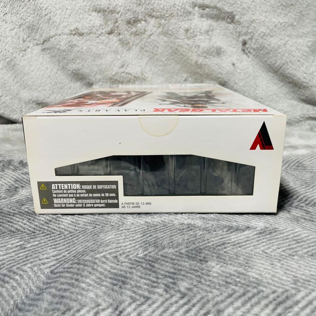 【新品未開封】 プレイアーツ改 メタルギアソリッド スネーク 完成品フィギュア