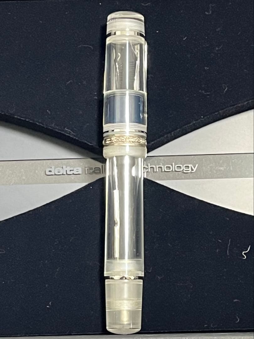 デルタ ドルチェビータ デモンストレーター オーバーサイズ