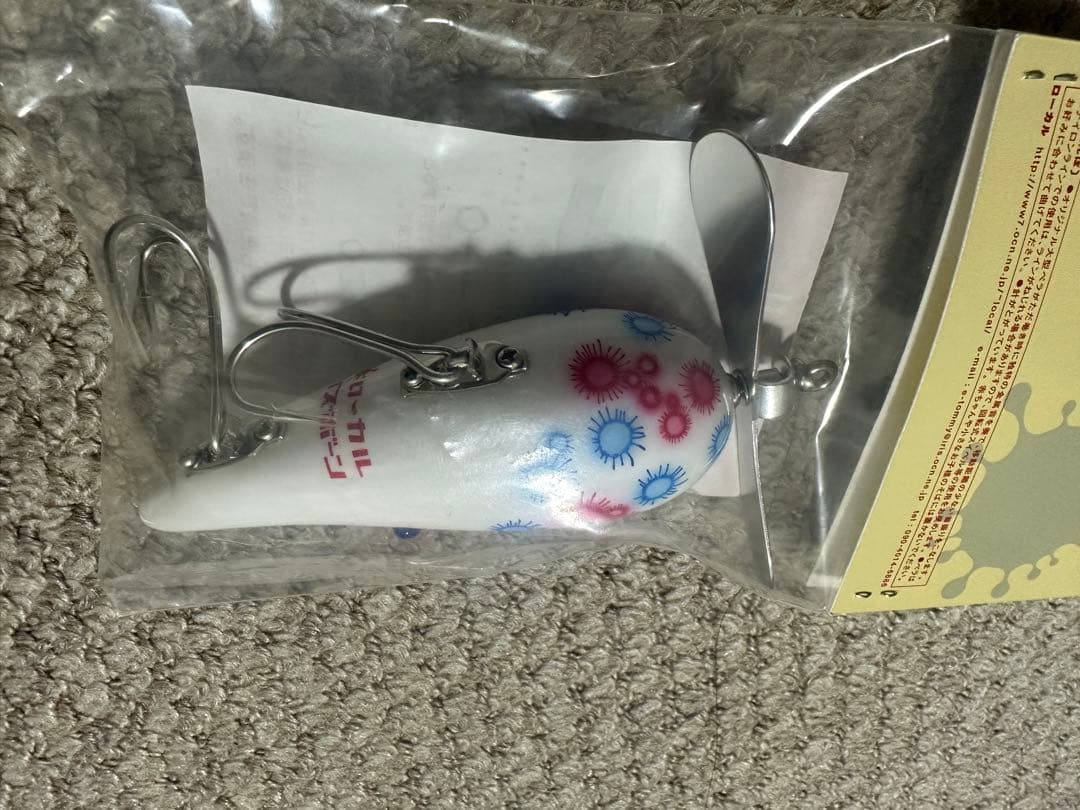 バズボーン ✖️ ローカル　反りとんぼ　バッチ付き