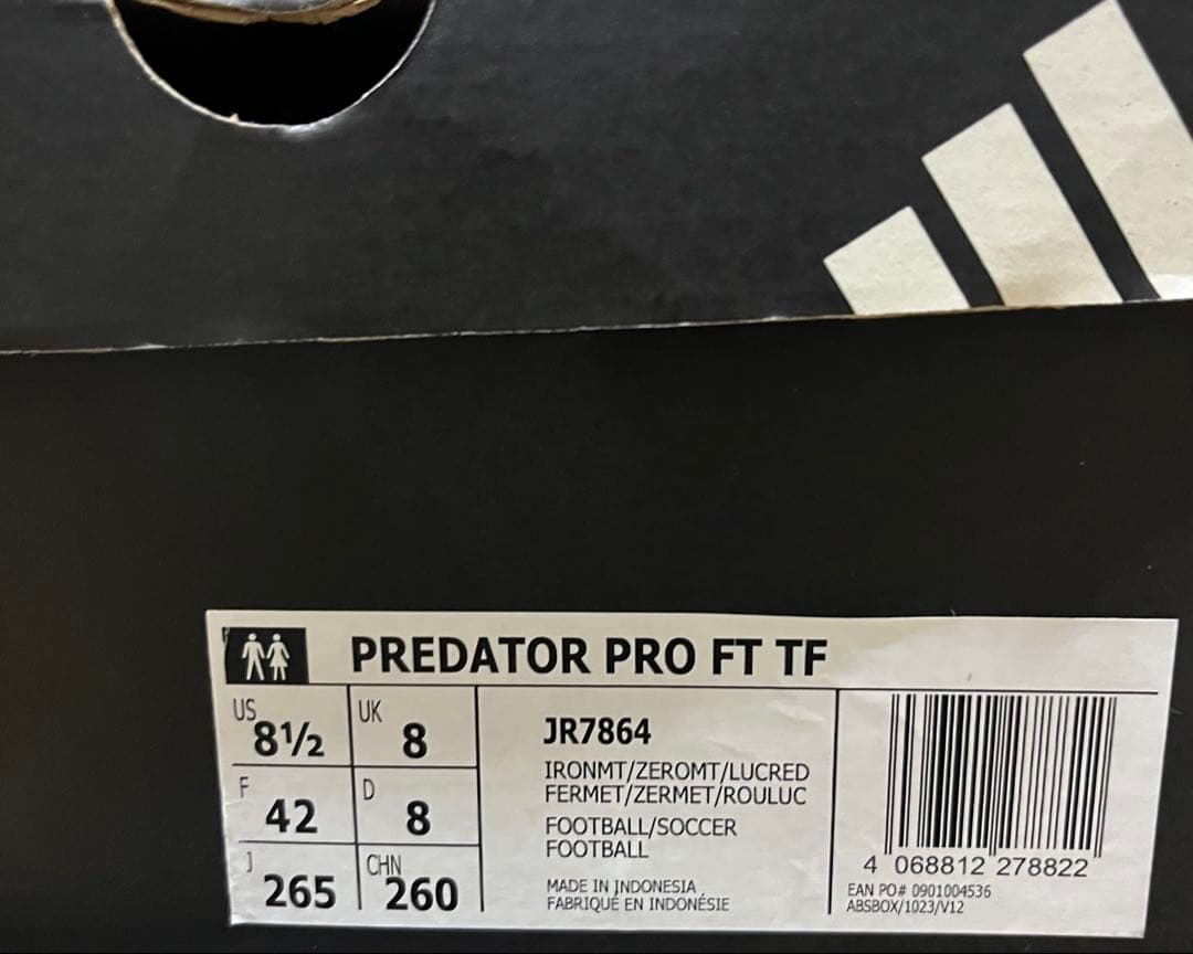 プレデター　新品　PROフォールディングシュータン　TF アディダス 26.5