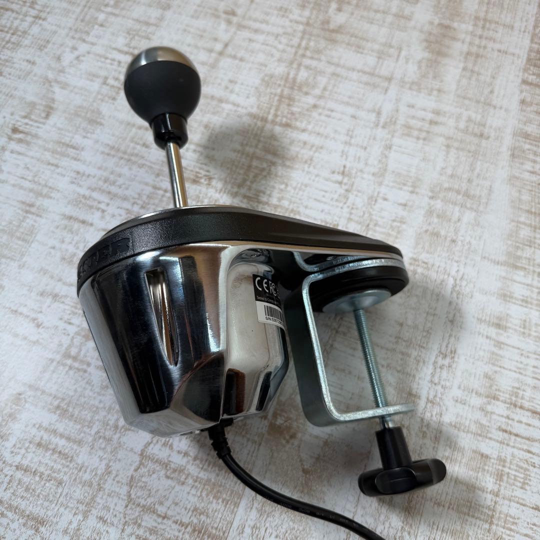 THRUSTMASTER TH8Aシフター Add on shifter
