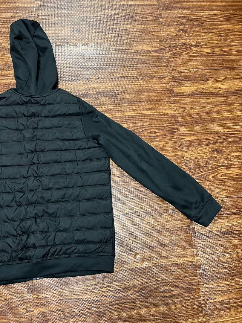 美品 NIKE M フード付きパディングジャケット ブラック