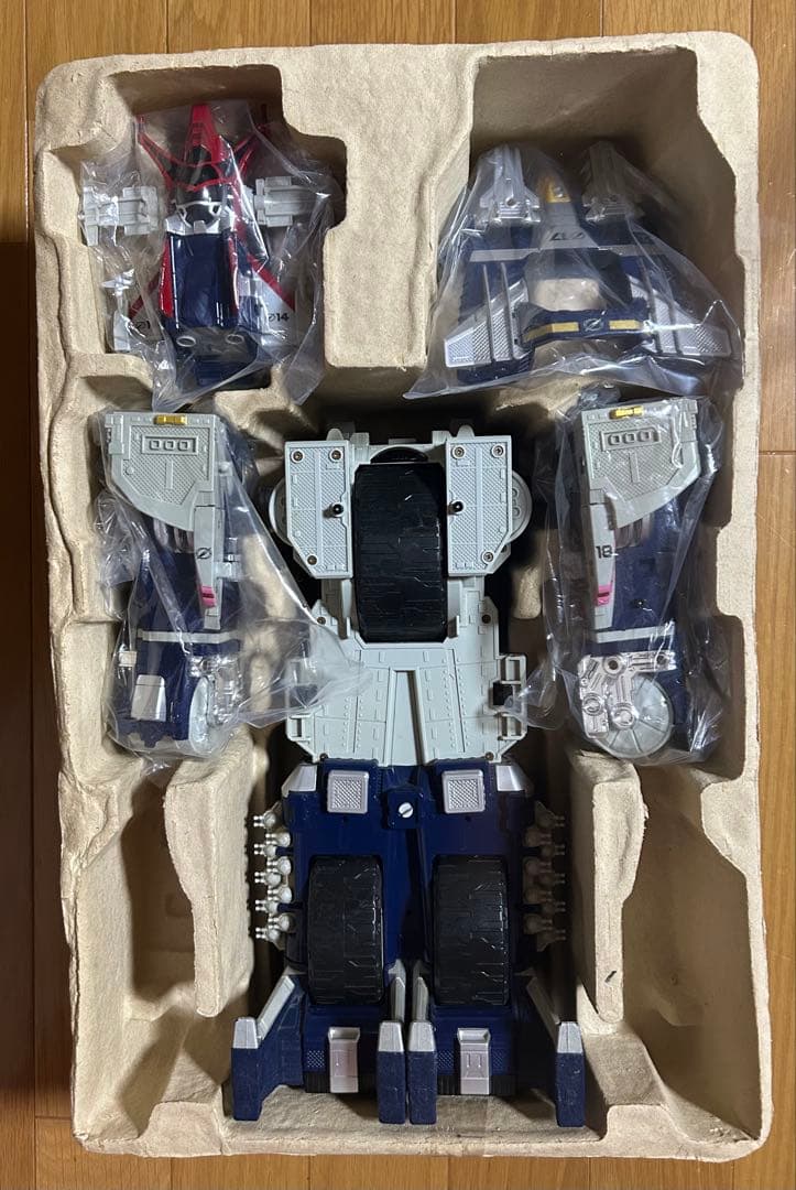 戦隊シリーズ　轟轟戦隊　ボウケンジャー　超絶轟轟合体 DX ダイボイジャー