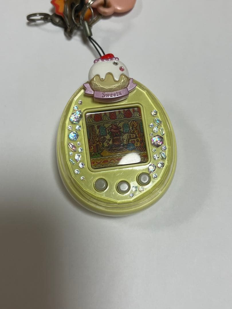 たまごっちピース　イエロー