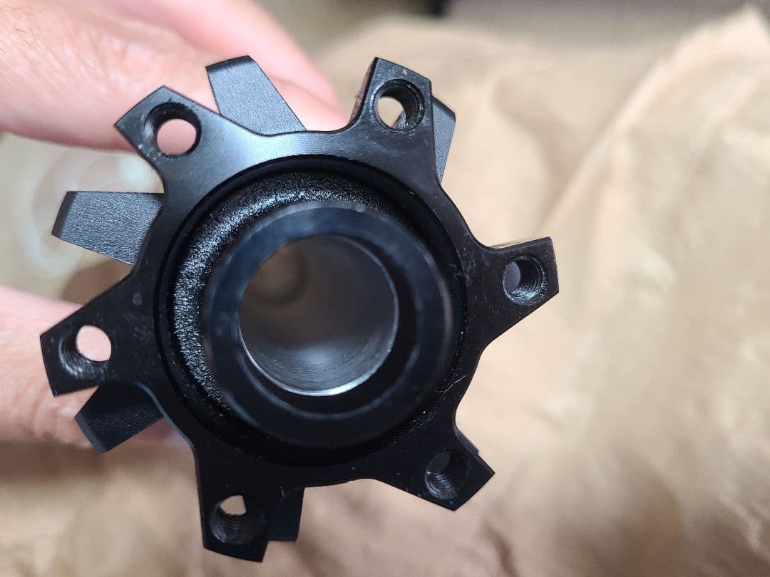 ボントレガーRapid Drive 108 ハブ前後