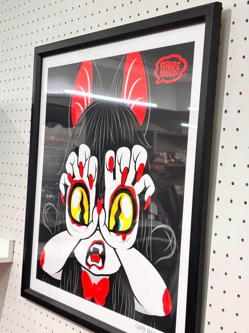 GRAPE BRAIN 戦慄！にぎるちゃん 直筆サイン入り/専用額付き