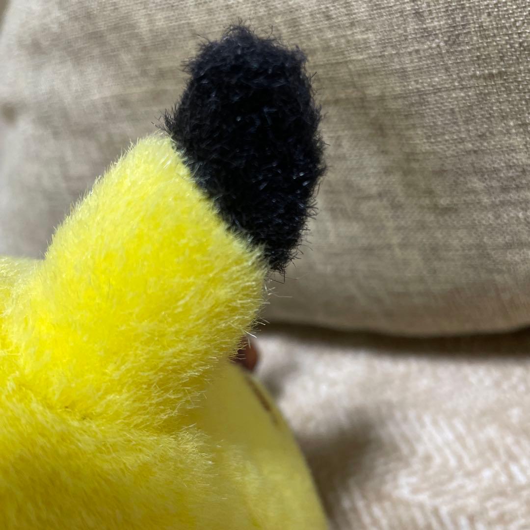 ピカチュウ　ぬいぐるみ　タカラトミー　TOMY