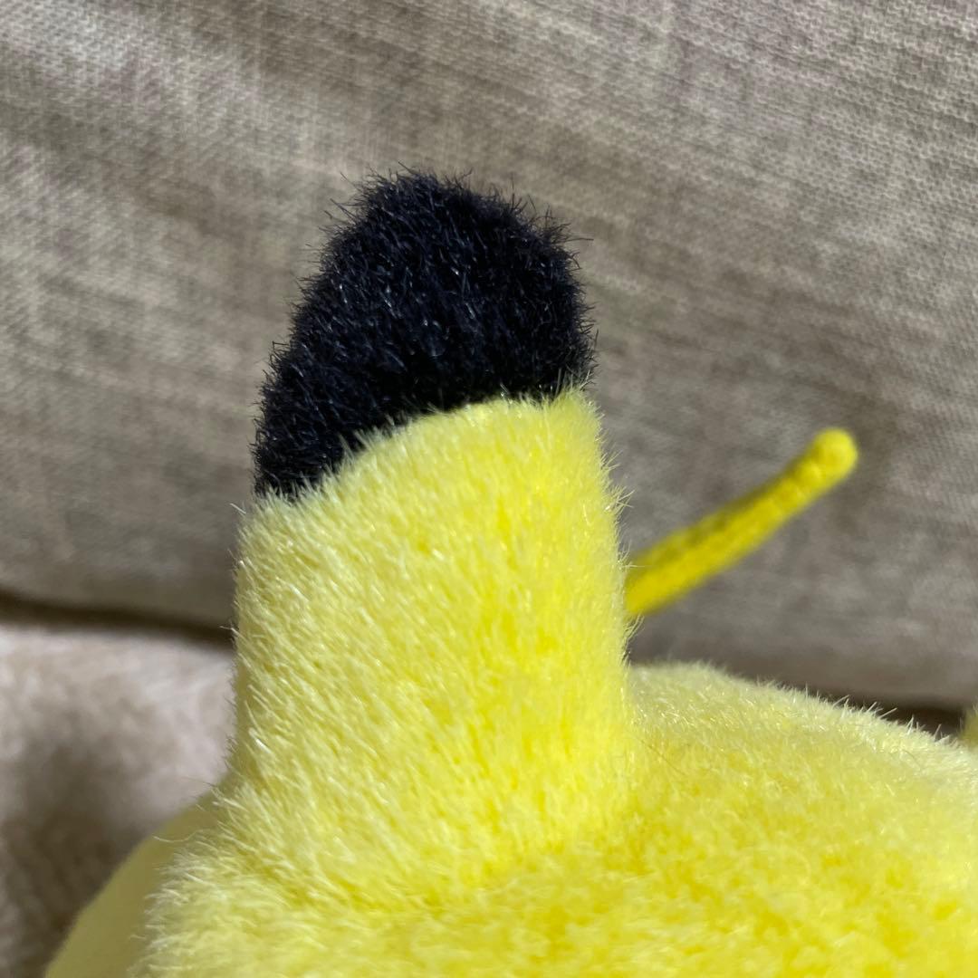 ピカチュウ　ぬいぐるみ　タカラトミー　TOMY