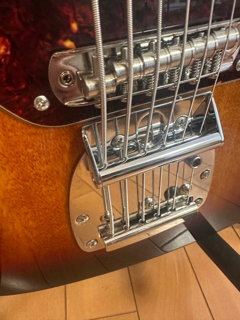 Squier by Fenderベース Classic Vibe Bass VI