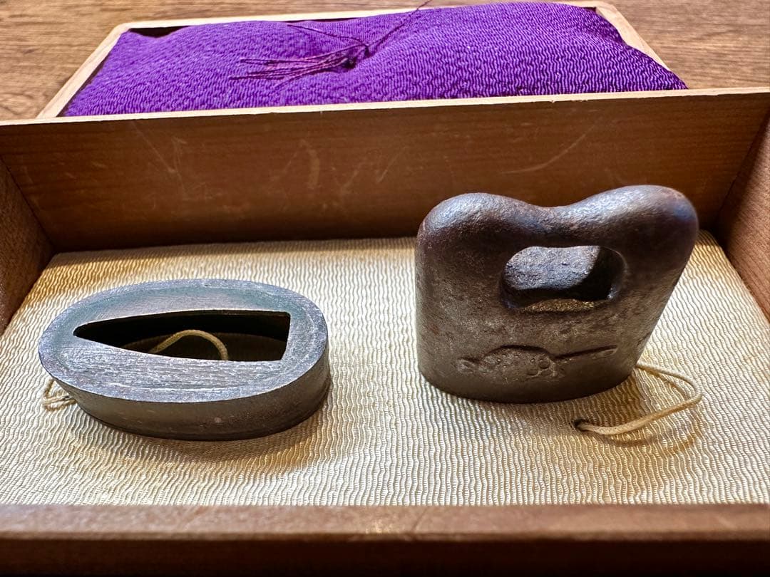 幕末の志士が愛用した刀の拵で使われた野晒図の縁頭