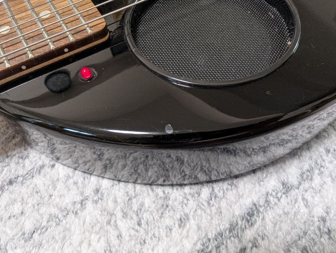 ZO-3 ブラック　美品・動作確認済み　FERNANDES　アンプ内蔵ギター