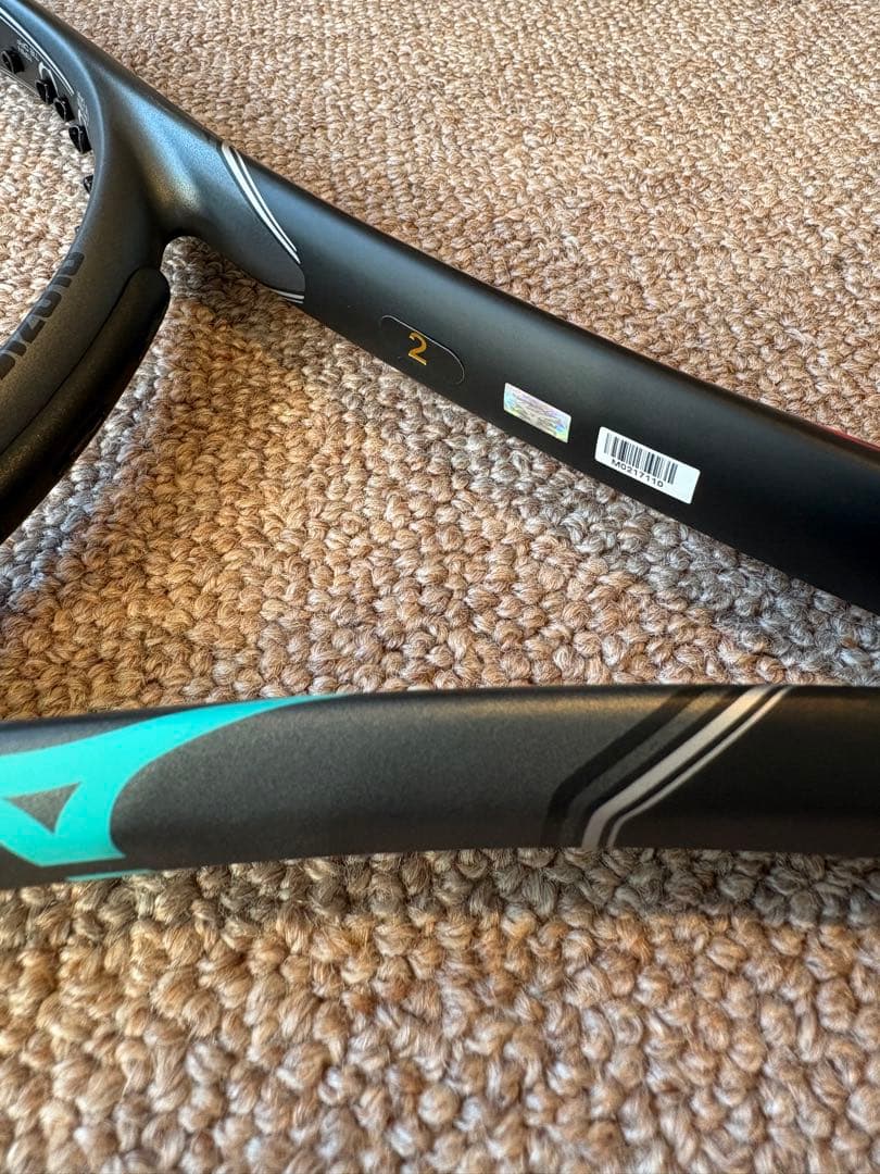【新品　未使用品！】ミズノ　テニスラケット　D310 G2 ケース付き