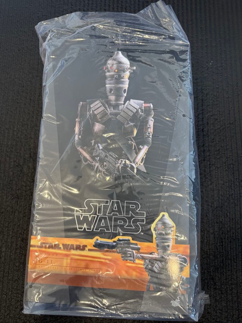 ホットトイズ スターウォーズ IG-11 マンダロリアン Hot Toys