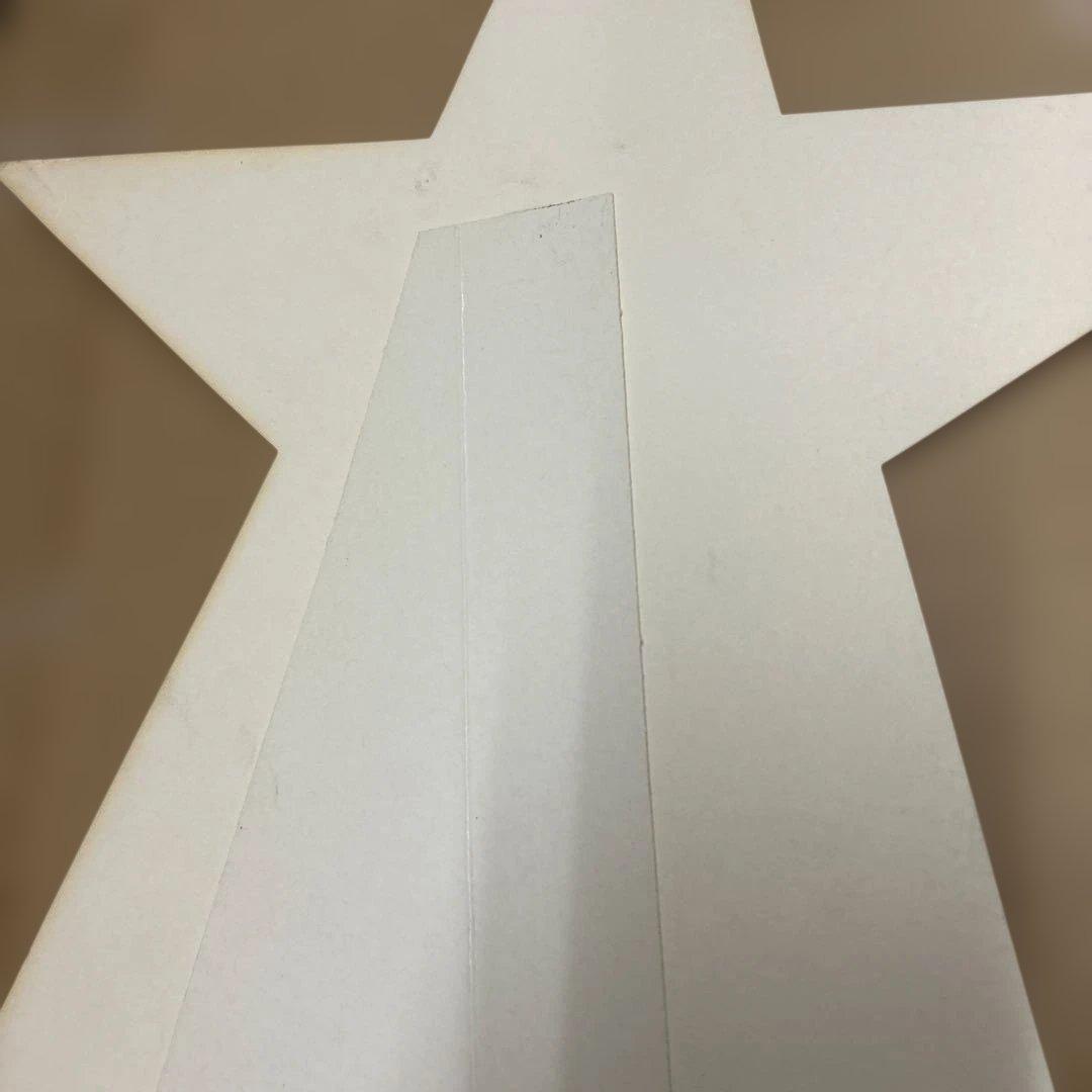 1981年オリジナルピンナップガールBernadette Peters 1個