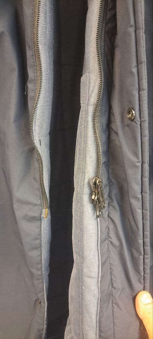 ベンチコート オークリー