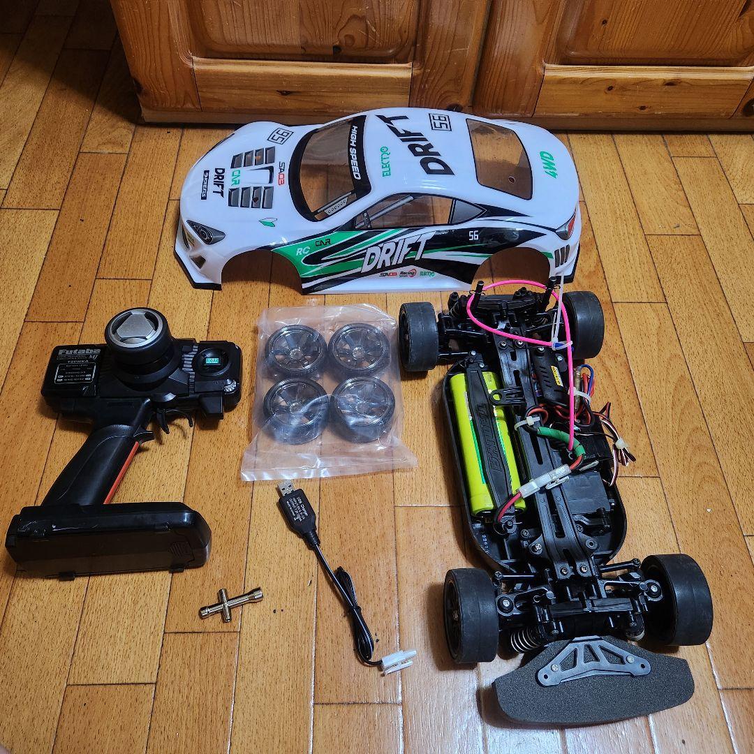 タミヤ ドリフト ラジコン フルセット　TT01　白　86　　　　　　tt02