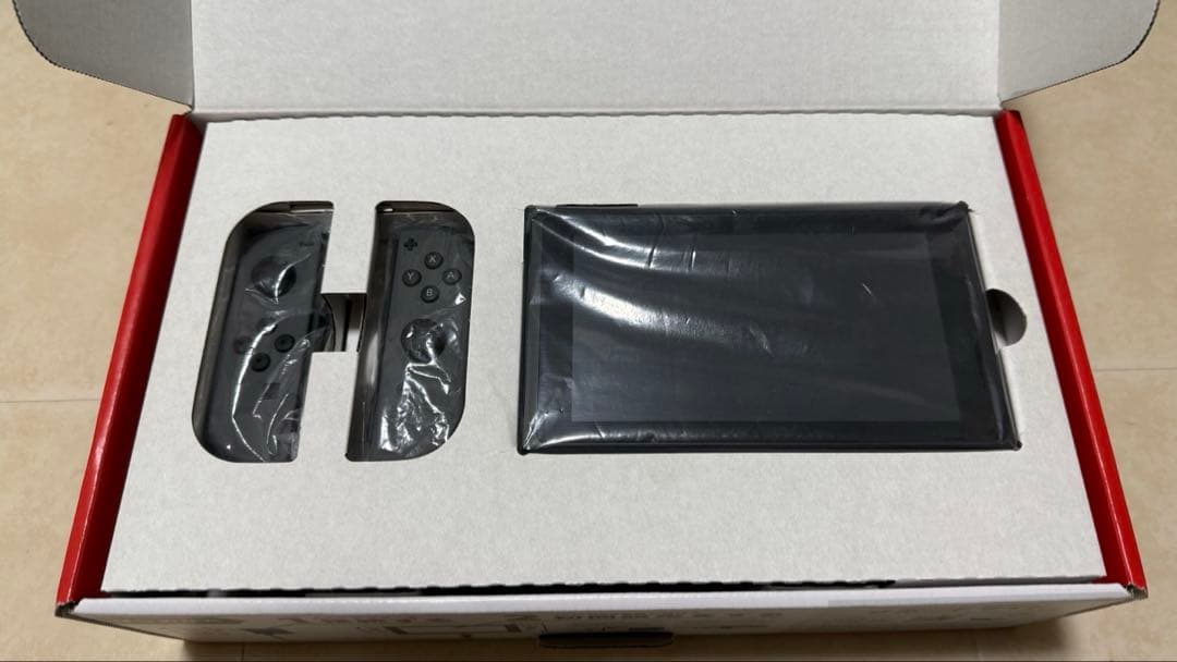 【新品未使用】Nintendo Switch 本体 ストア限定版