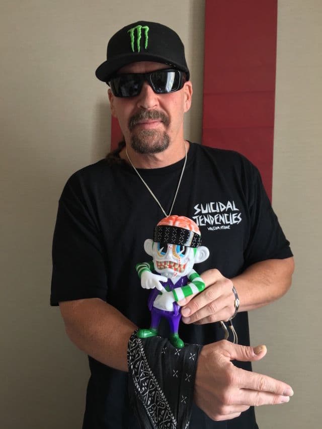 BlackBook Toy Suicidal スーサイダル dogtown LA