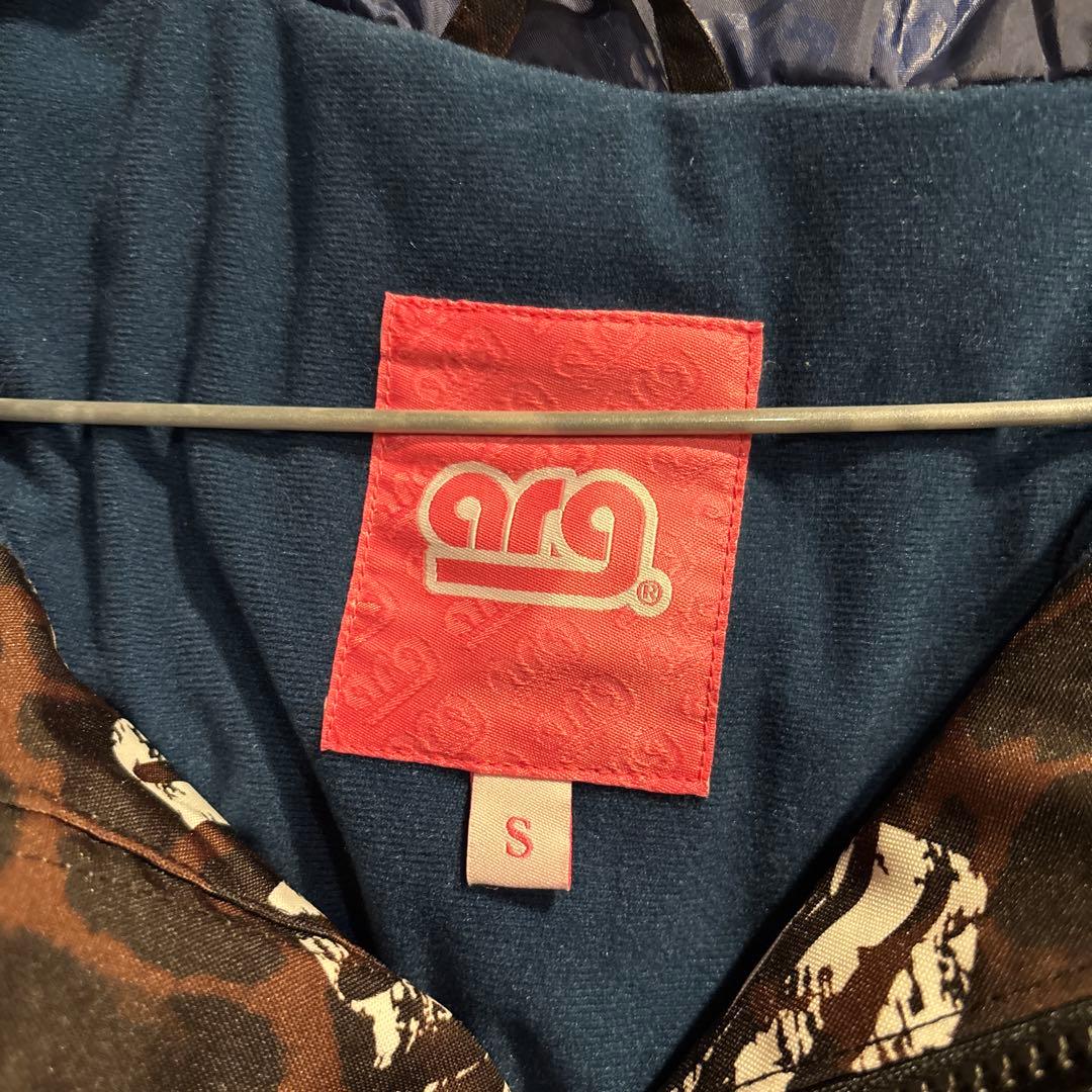 新品　arg スノーウェア　Sサイズ　上着のみ