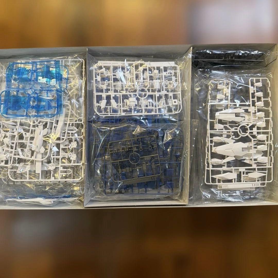 MG ユニコーンガンダムペルフェクティビリティ　ガンダムベース限定　未組み立て