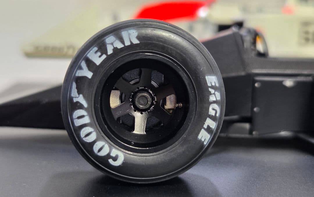 1/20 マクラーレン MP4/4 日本GP仕様 A.セナ　完成品