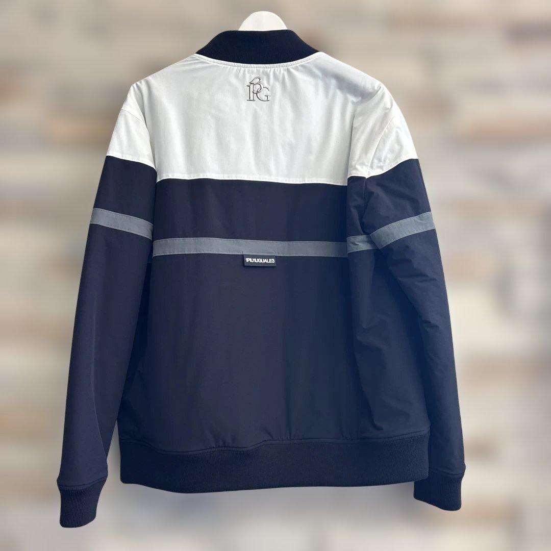 ウノピューウノウグァーレトレ　新品　アウター　ウィンドブレーカー　サイズXL