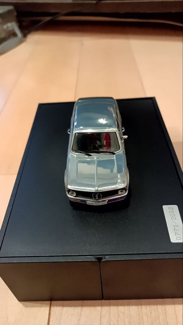  2002 ミニカー 1/43 シルバー 2012年製