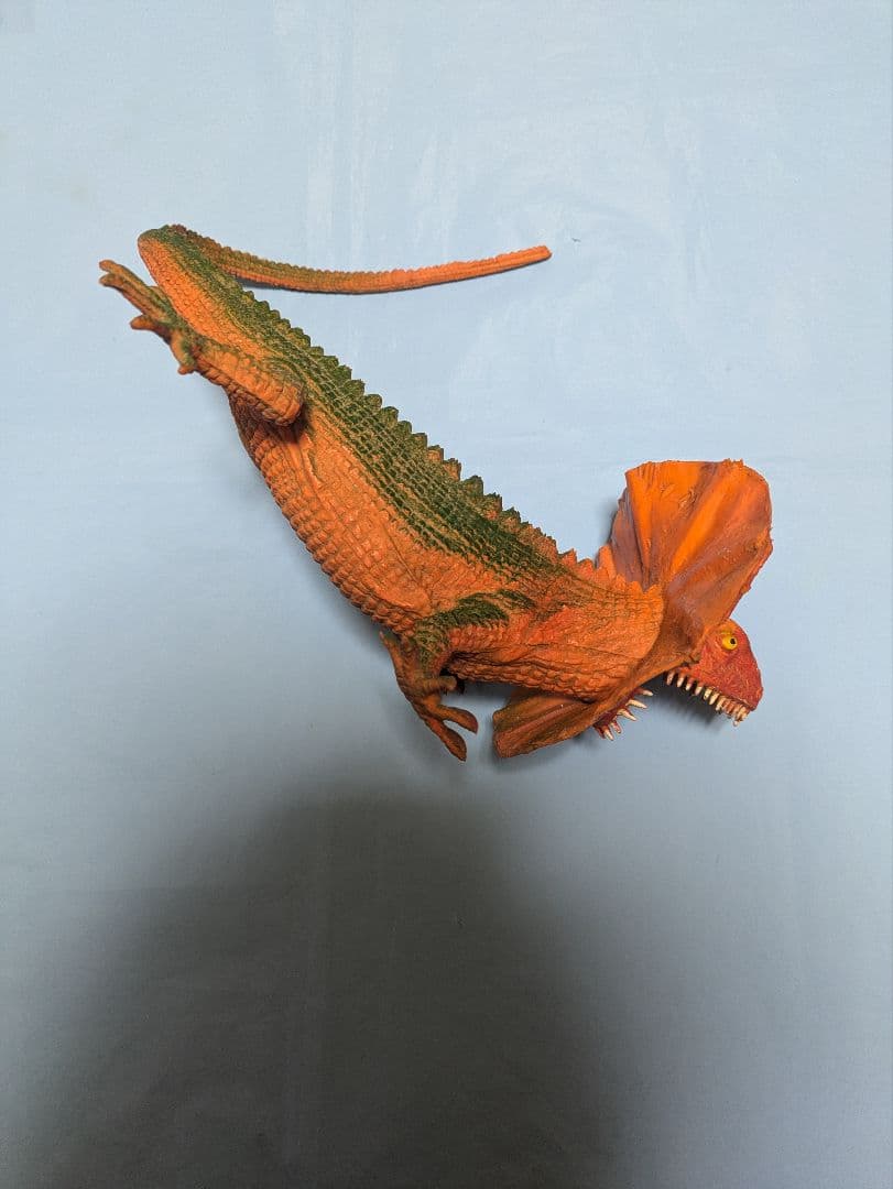 エリマキトカゲ 昔のゴム製フィギュア