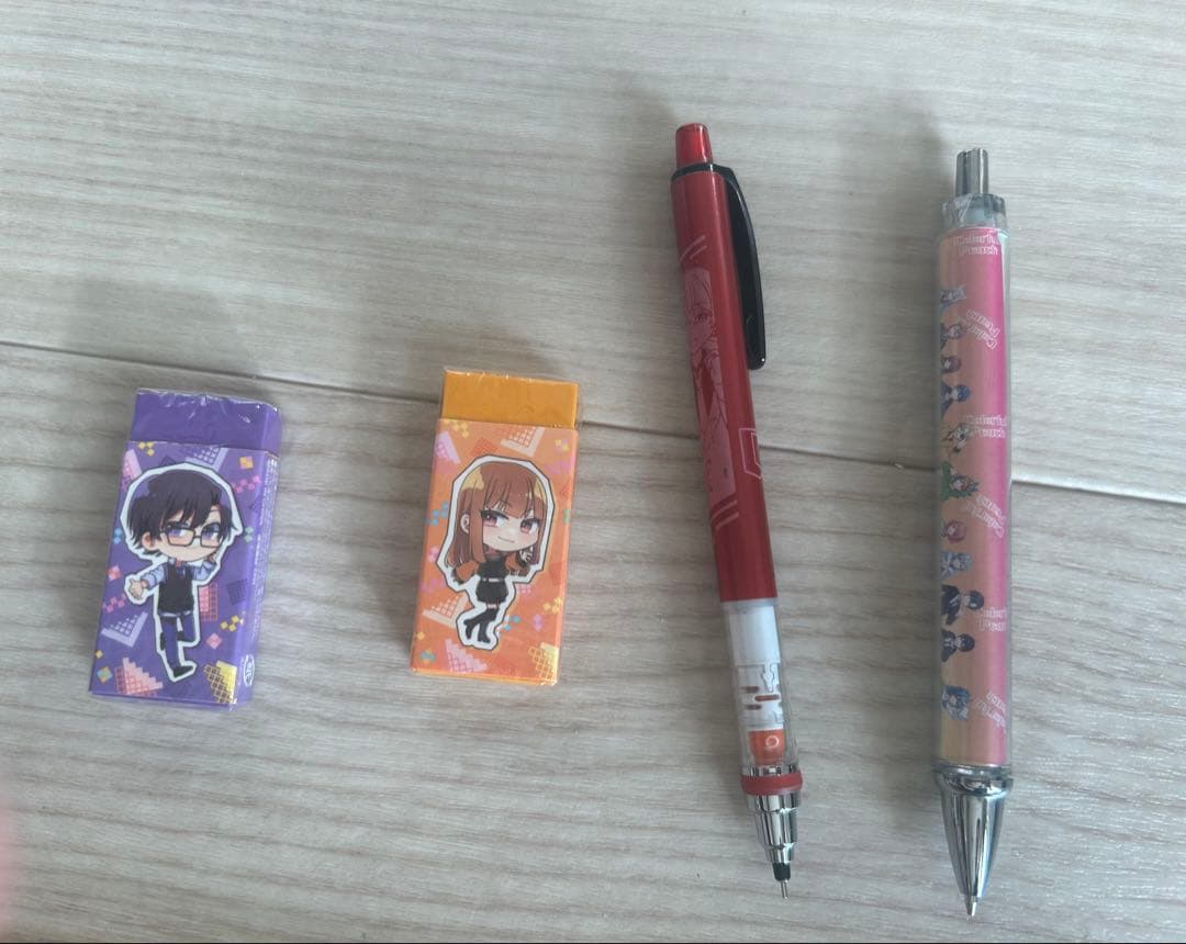 カラフルピーチグッズ