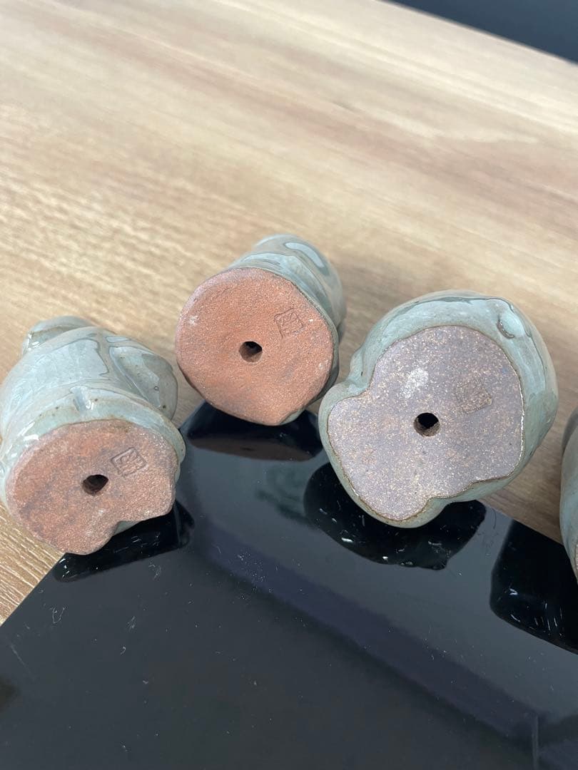 芳月作　芳月造　陶器製 七福神 置物セット 黒台座付き