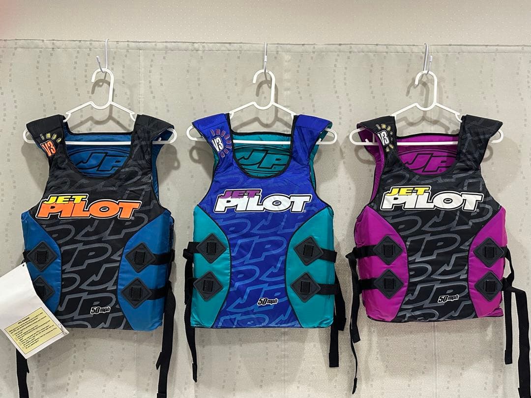 【新品・未使用】JETPILOT ウェットスーツ＆ライフジャケット セット③