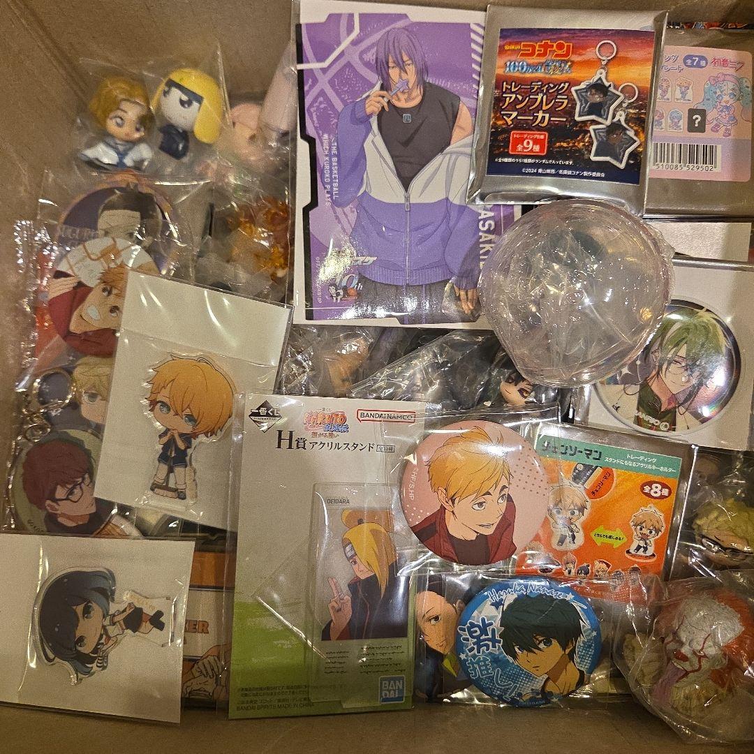 アニメグッズ　大量　まとめ売り　ノンジャンル　ホビー　　２５０点以上