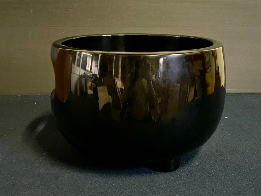 【美品】「母」 黒真塗 眉風炉 崇雲 土風炉 紙箱 茶道具 (1217F①)