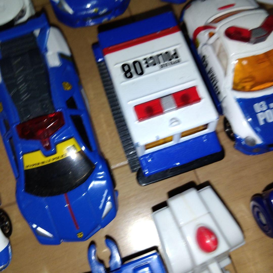 ハイパーブルーポリス　01号＆03号＆ガードナー＆キッズ16体＆ミニカー34台