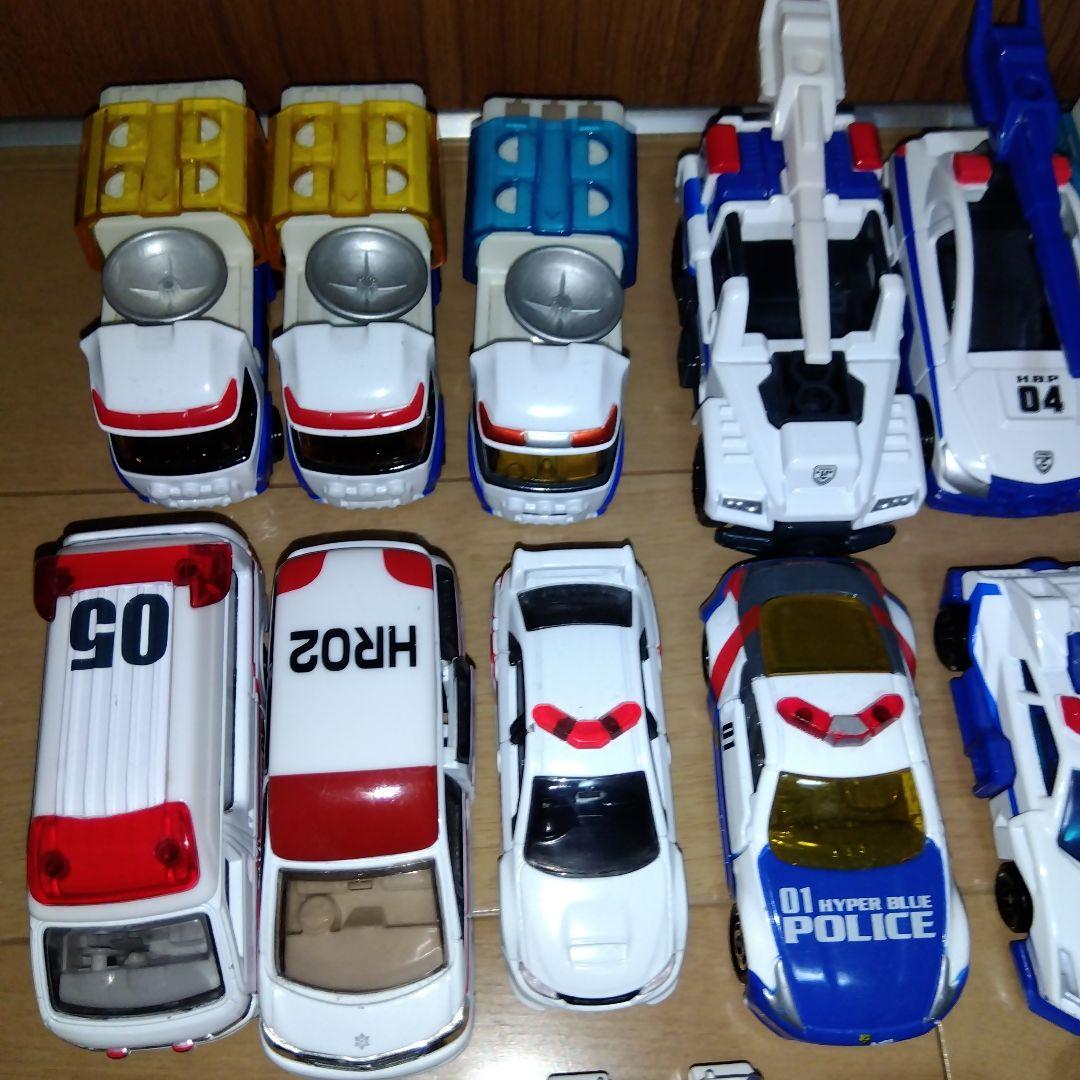 ハイパーブルーポリス　01号＆03号＆ガードナー＆キッズ16体＆ミニカー34台