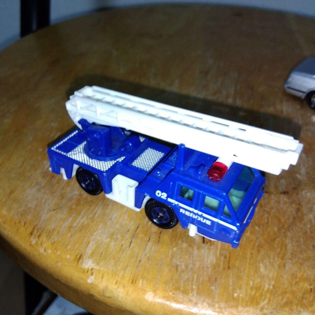 ハイパーブルーポリス　01号＆03号＆ガードナー＆キッズ16体＆ミニカー34台