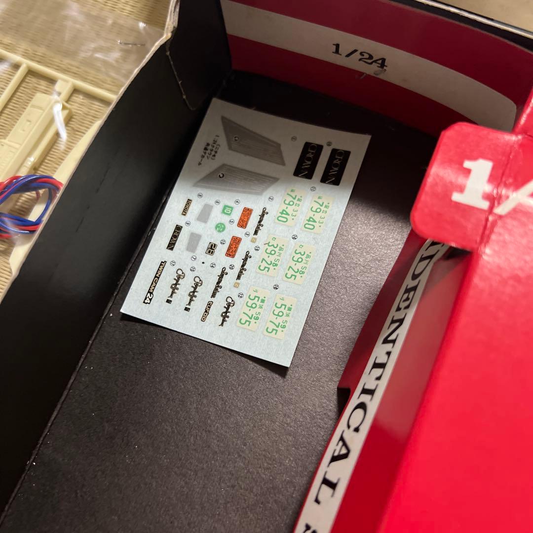 CROWN TWIN CAM 24 プラモデル 1/24