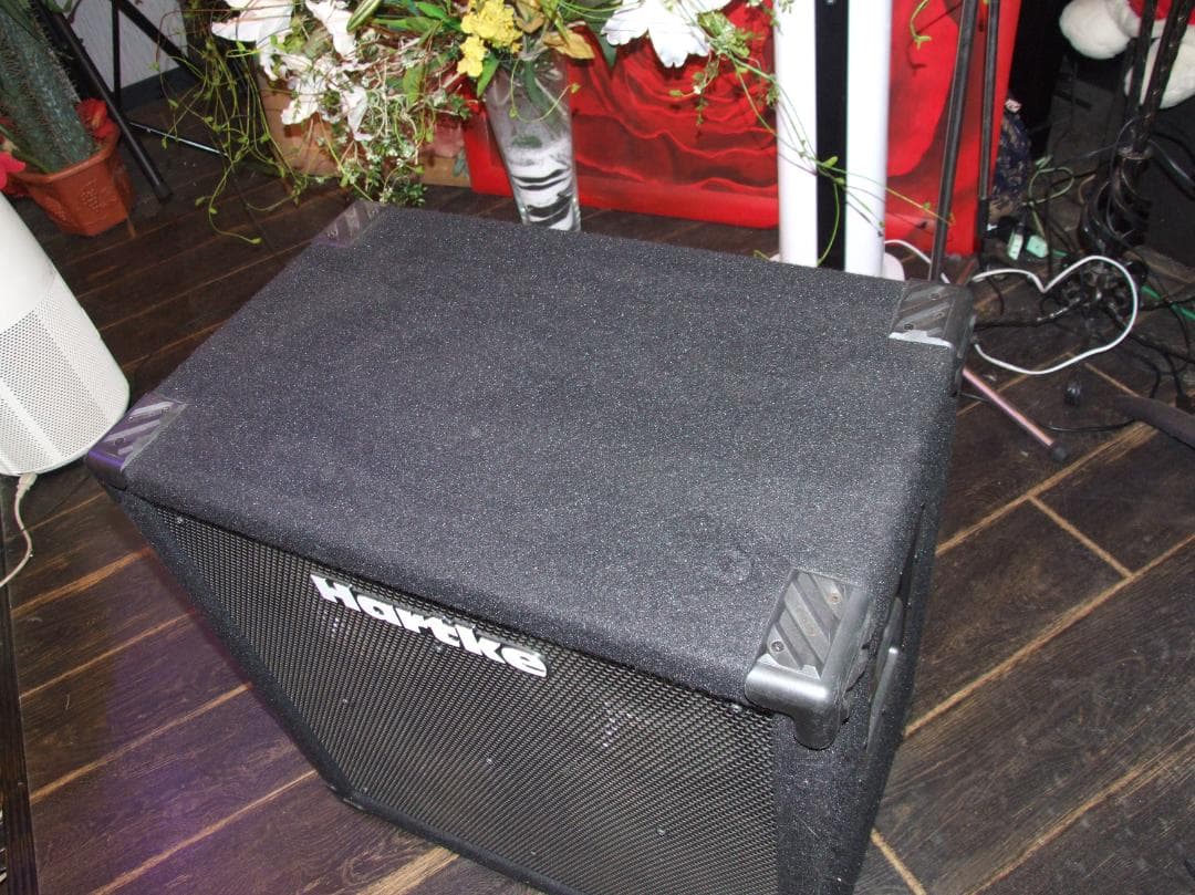 美品　HARTKE ハートキー　410XL ベース用キャビネット