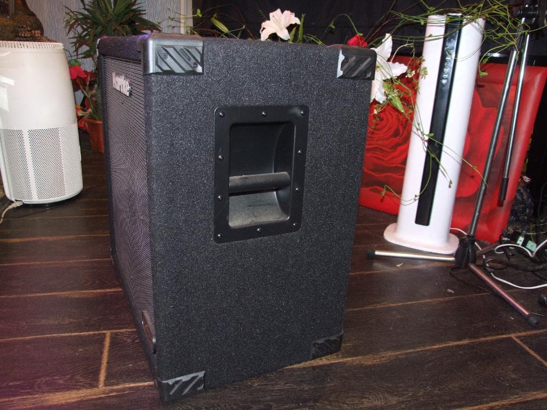 美品　HARTKE ハートキー　410XL ベース用キャビネット