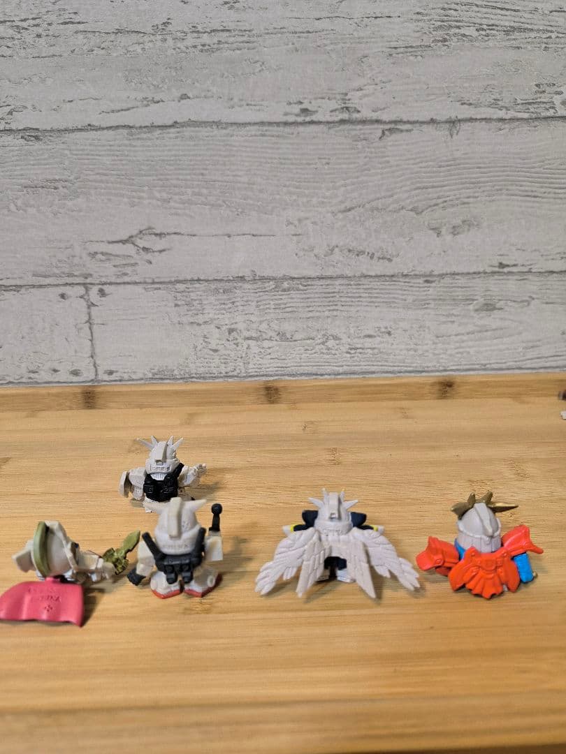 SDガンダムフルカラー全部で49体とパーツ