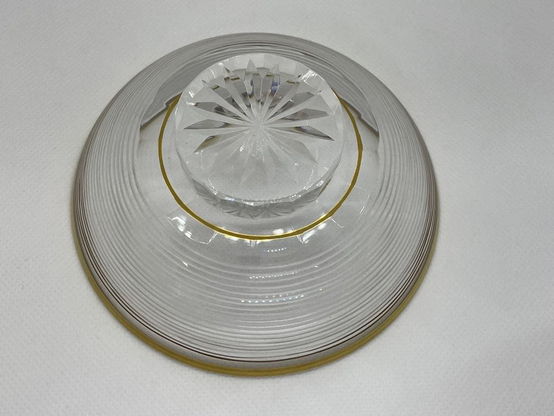 【和食器】クリスタルガラス　金縁輪線蓋茶碗　美しいガラス食器　バカラ風