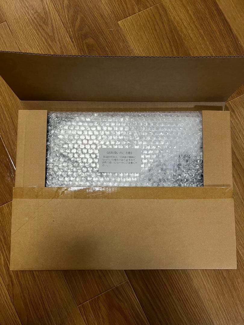 【値下げ】天野喜孝 ファイナルファンタジー A3 アクリルプレート 街