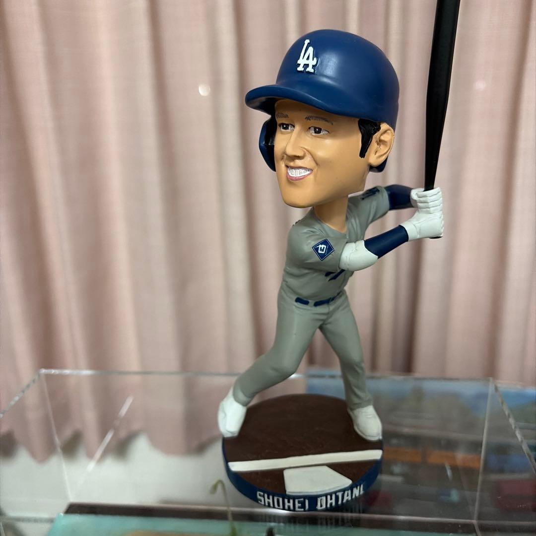 レア品大谷翔平 ボブルヘッドフィギュア球場配布品グレーユニフォーム