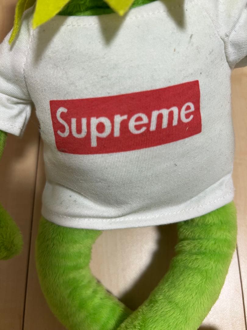 Kermit-Medium Supreme Tシャツ ぬいぐるみ