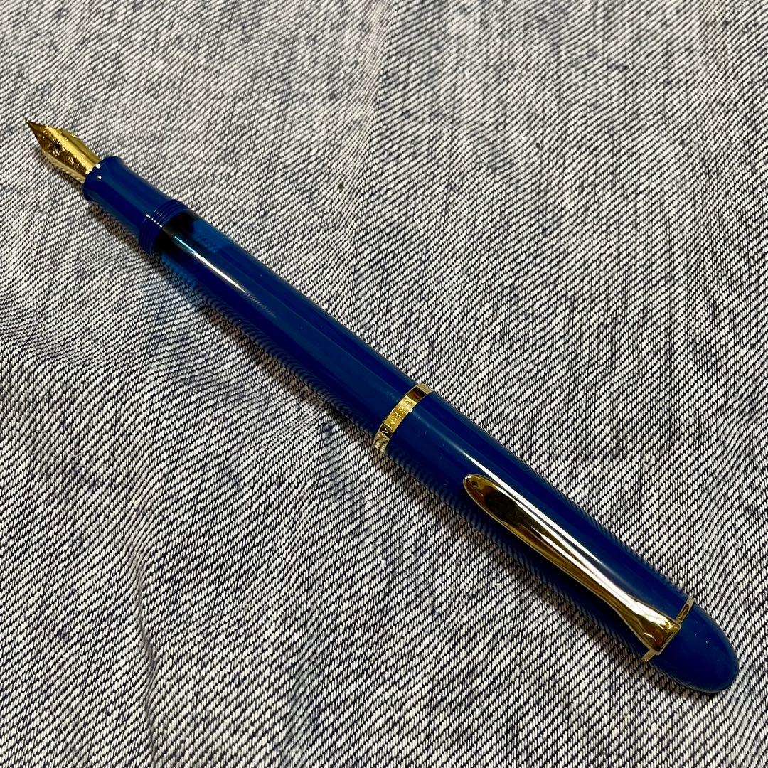 ペリカン　M120アイコニックブルー　万年筆　F細字　未使用　限定品