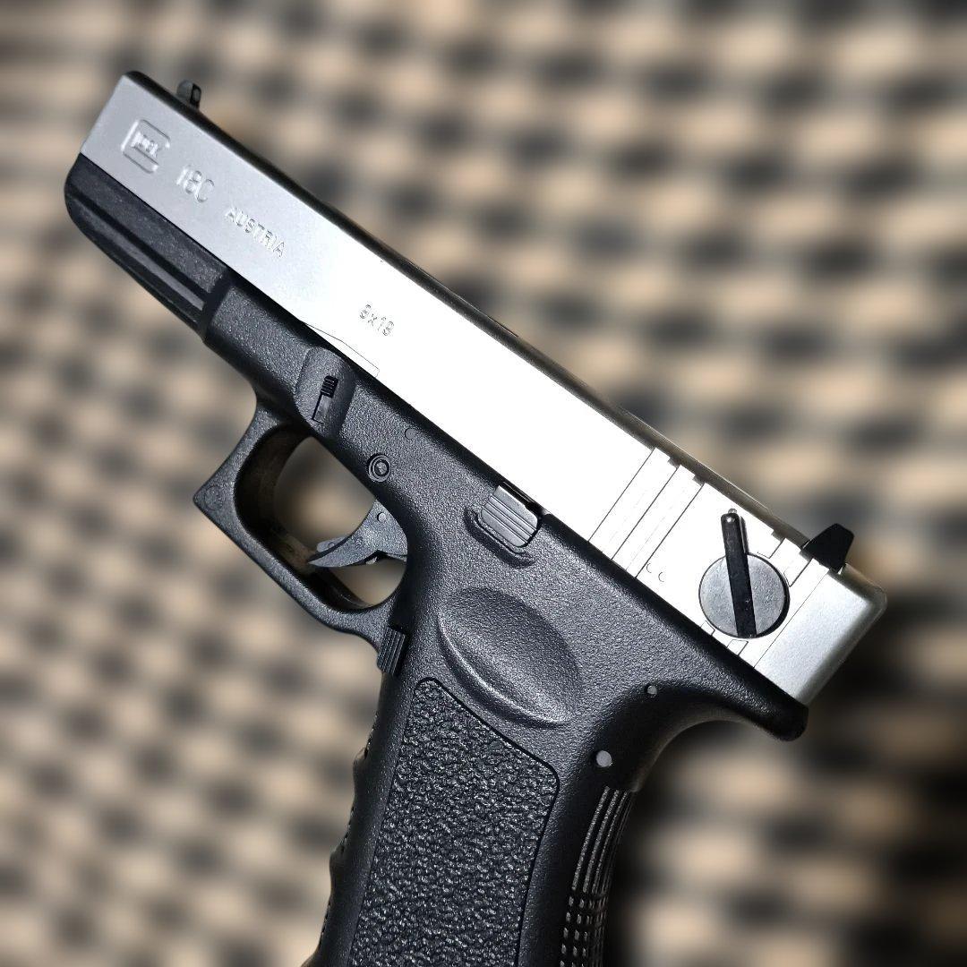 1 東京マルイ製　電動ハンドガン　グロック18C　予備マガジンセット