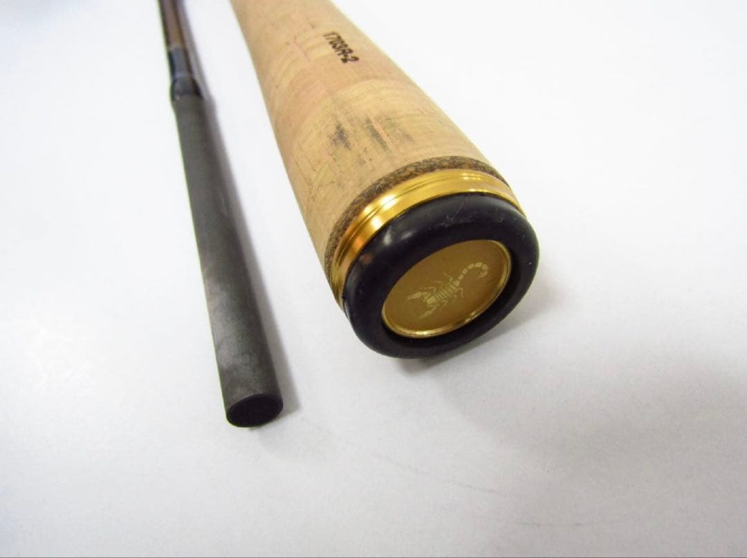 ワールドシャウラリミテッド 1703R-2 ルアーロッド ケース付き