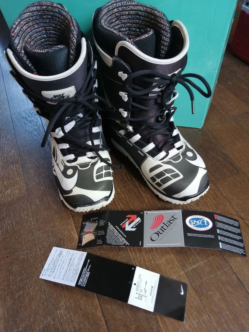 【期間限定オークション値下げ中】ナイキ スノーボードブーツ Nike Kaiju