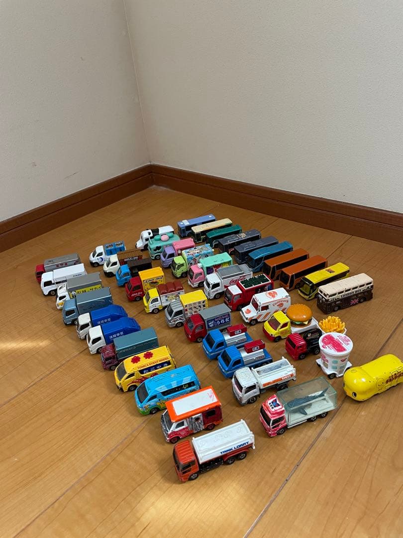 トミカまとめ売り　300台以上　トミカセット　トミカ　ミニカー　➕おまけ