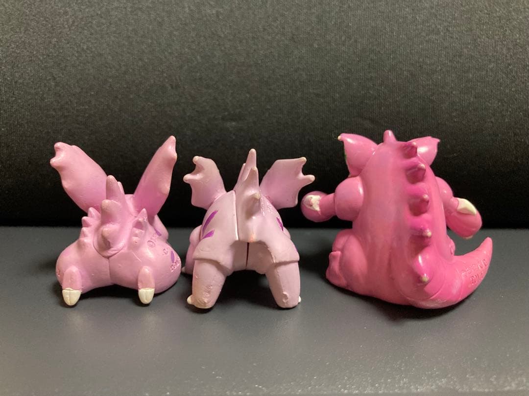 ポケモン　モンコレ　ニドラン♂　ニドリーノ　ニドキング